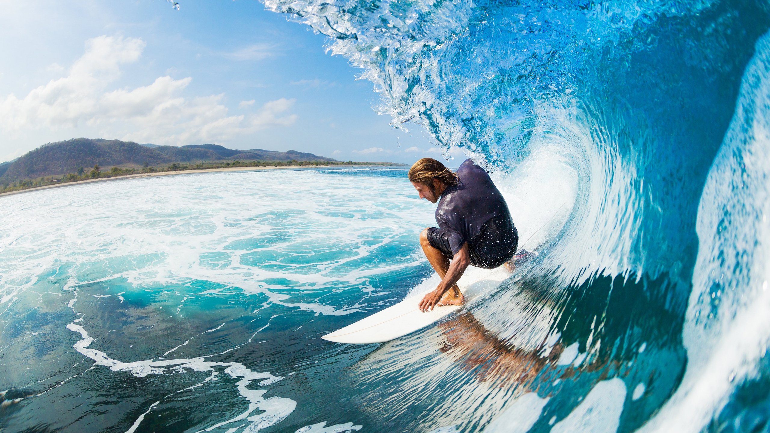 开云体育官方下载-“弯道飞跃：漂移与速度的完美结合”，弯道跑的技术原理是什么